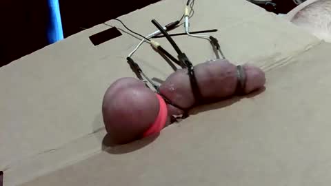 milk me dry online show from 03.14.26