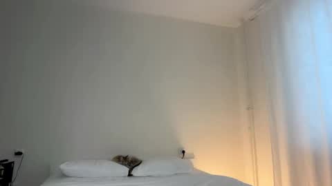 Snapshot of milky__way_ chatting on 01.16.26 milky__way_ online show from 01.16.26