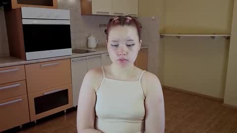 Snapshot of milky_basement chatting on 10.12.25 milky_basement online show from 10.12.25