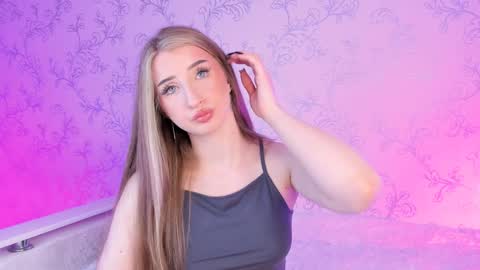 Vivian online show from 12.02.24