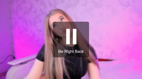 Vivian online show from 01.04.25