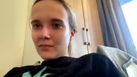 milkybaby269137 online show from 12.31.24