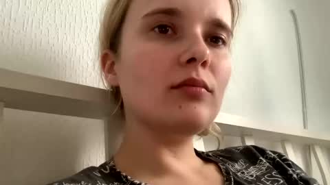 milkybaby269137 online show from 02.22.25