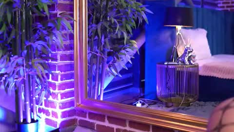 Milla online show from 11.28.25