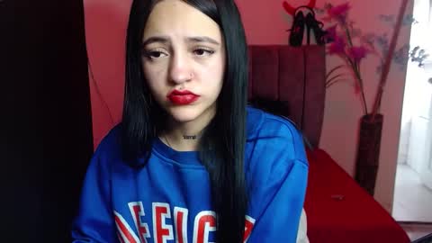 Snapshot of millacounisslosexanal chatting on 09.20.25 Violeta online show from 09.20.25