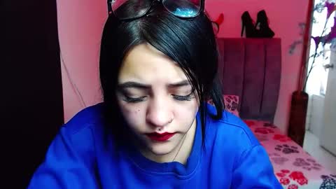 Snapshot of millacounisslosexanal chatting on 10.02.25 Violeta online show from 10.02.25