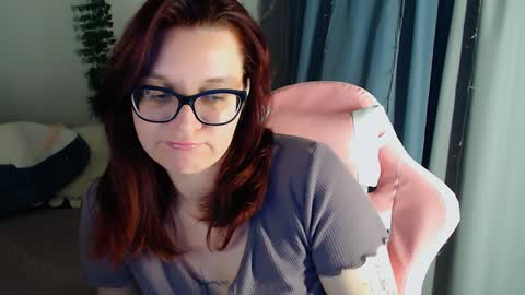 Snapshot of millapoolys chatting on 12.05.24 Milla online show from 12.05.24
