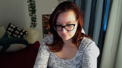 Snapshot of millapoolys chatting on 12.13.24 Milla online show from 12.13.24
