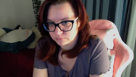 Snapshot of millapoolys chatting on 12.15.24 Milla online show from 12.15.24