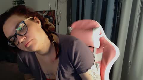 Snapshot of millapoolys chatting on 12.26.24 Milla online show from 12.26.24