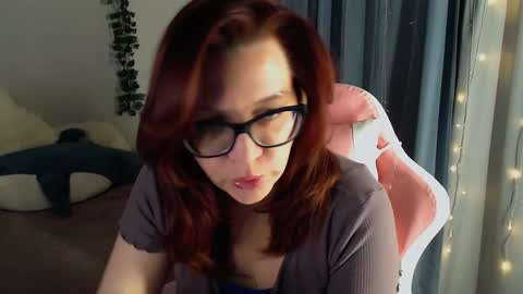 Snapshot of millapoolys chatting on 01.02.25 Milla online show from 01.02.25