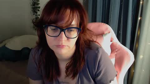 Snapshot of millapoolys chatting on 01.26.25 Milla online show from 01.26.25