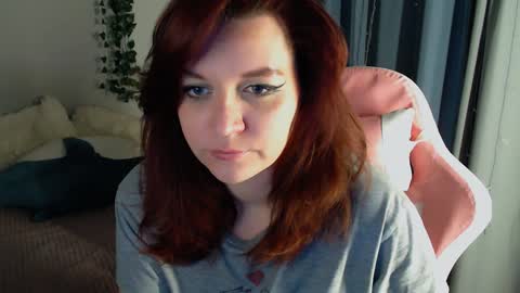 Snapshot of millapoolys chatting on 01.30.25 Milla online show from 01.30.25