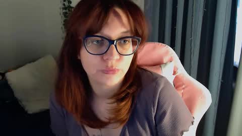 Snapshot of millapoolys chatting on 02.16.25 Milla online show from 02.16.25