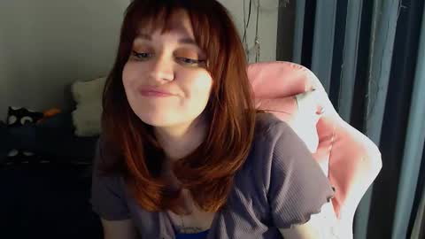 Snapshot of millapoolys chatting on 02.19.25 Milla online show from 02.19.25