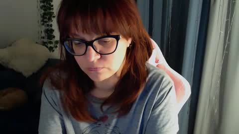 Snapshot of millapoolys chatting on 02.23.25 Milla online show from 02.23.25