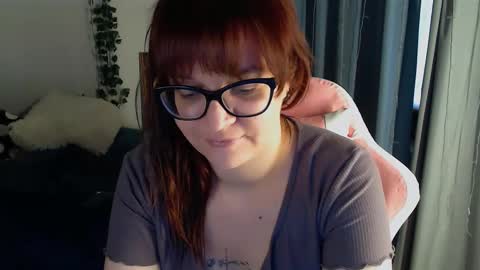 Snapshot of millapoolys chatting on 02.24.25 Milla online show from 02.24.25