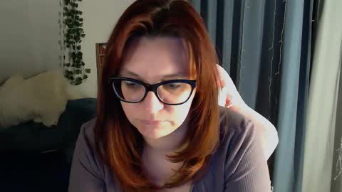 Snapshot of millapoolys chatting on 02.26.25 Milla online show from 02.26.25