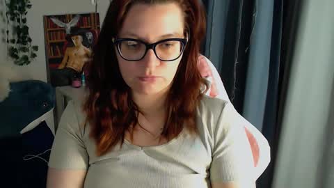 Snapshot of millapoolys chatting on 02.28.25 Milla online show from 02.28.25