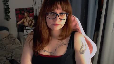 Snapshot of millapoolys chatting on 09.15.25 Milla online show from 09.15.25