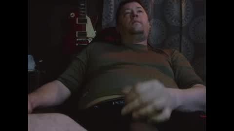 Snapshot of millbj02 chatting on 12.02.25 millbj02 online show from 12.02.25