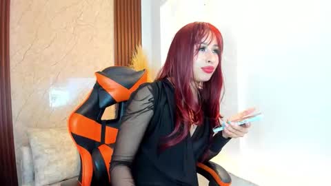 Snapshot of miller_sweet chatting on 11.06.25 Aleja online show from 11.06.25