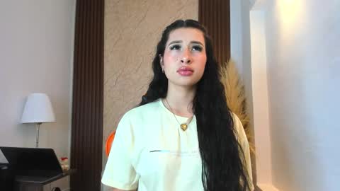 Snapshot of miller_sweet chatting on 02.04.26 Aleja online show from 02.04.26