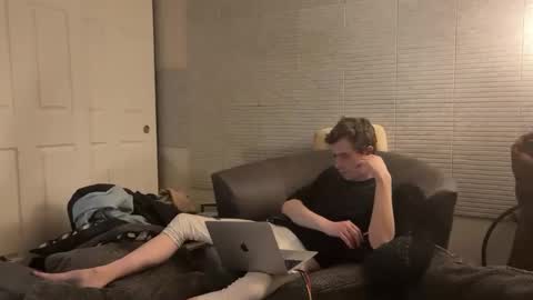 Snapshot of millerjdm chatting on 02.19.25 SlimnHungOH online show from 02.19.25