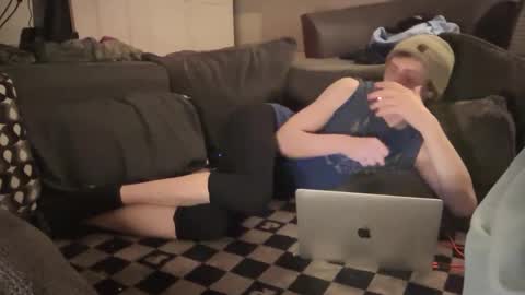 Snapshot of millerjdm chatting on 02.27.25 SlimnHungOH online show from 02.27.25