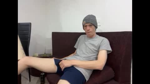 Snapshot of millerjdm chatting on 09.20.25 SlimnHungOH online show from 09.20.25