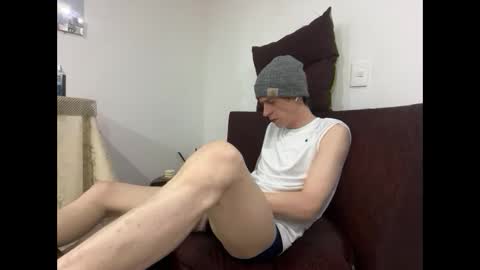 Snapshot of millerjdm chatting on 09.25.25 SlimnHungOH online show from 09.25.25