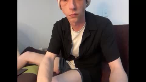 Snapshot of millerjdm chatting on 10.03.25 SlimnHungOH online show from 10.03.25