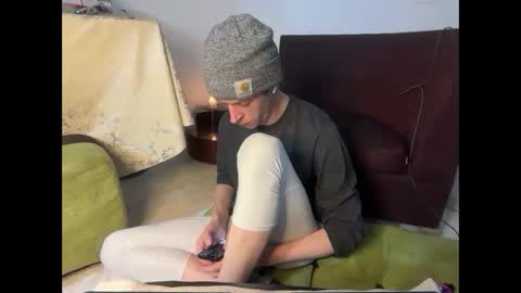 Snapshot of millerjdm chatting on 10.04.25 SlimnHungOH online show from 10.04.25