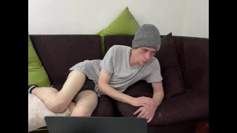 Snapshot of millerjdm chatting on 10.18.25 SlimnHungOH online show from 10.18.25