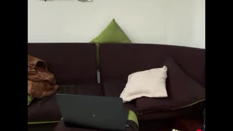 Snapshot of millerjdm chatting on 10.19.25 SlimnHungOH online show from 10.19.25