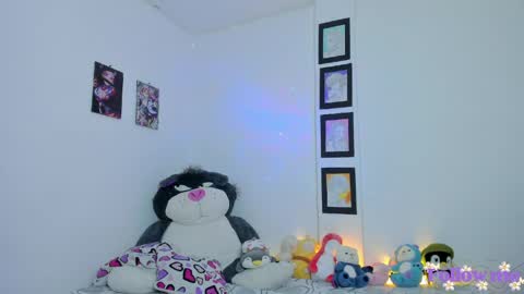 Snapshot of millie_lamar chatting on 04.24.26 online show from 04.24.26