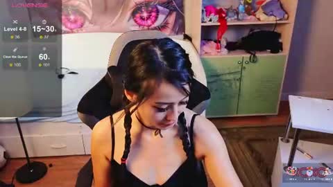 Snapshot of milly__foxy chatting on 06.24.26 milly__foxy online show from 06.24.26