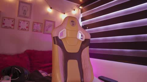 MILLY online show from 12.01.25