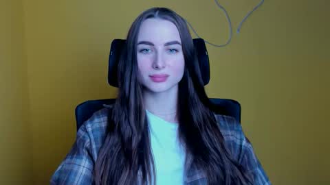 Snapshot of milly_liss chatting on 02.17.26 Milly online show from 02.17.26