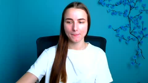 Snapshot of milly_liss chatting on 06.23.26 Milly online show from 06.23.26
