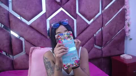 Snapshot of milly_print chatting on 02.27.25 Milly Print online show from 02.27.25