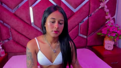 Snapshot of milly_print chatting on 09.25.25 Milly Print online show from 09.25.25