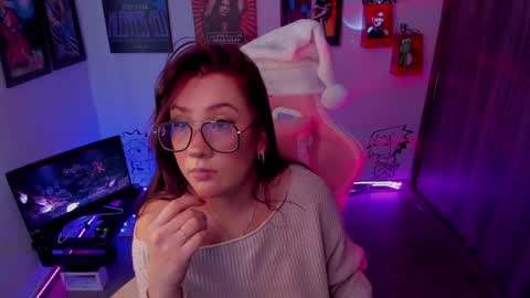 Snapshot of milly_yako chatting on 12.05.24 Monkey D Maddie online show from 12.05.24