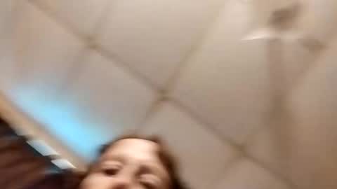 miloanj online show from 10.05.25