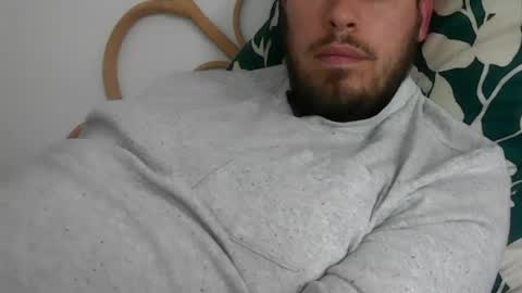 milowww1601 online show from 04.15.26