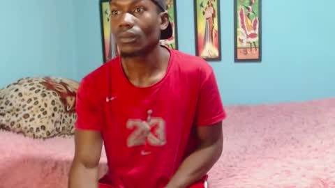 Miltonn online show from 10.20.25