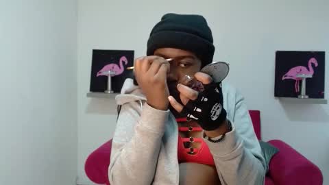 milykabombastik online show from 10.22.25