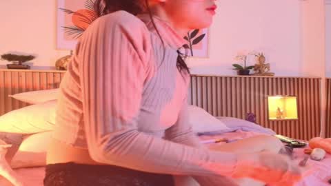 Snapshot of milyrouse___ chatting on 12.24.24 Milly online show from 12.24.24