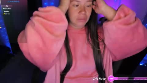 Snapshot of milysauria_ chatting on 09.28.25 Mily online show from 09.28.25