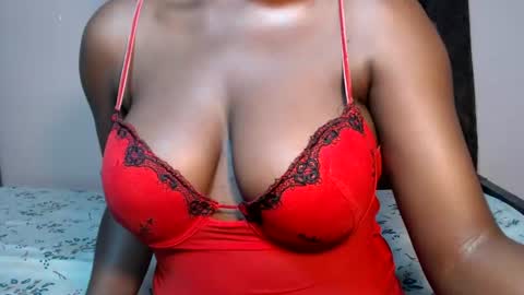 Snapshot of mimiebony chatting on 07.24.26 mimiebony online show from 07.24.26